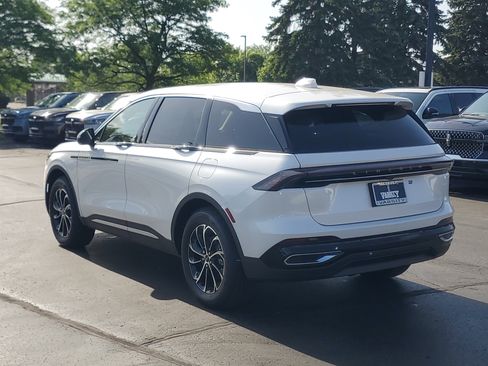 New 2026 Lincoln Nautilus Premier AWD/4WD image 3