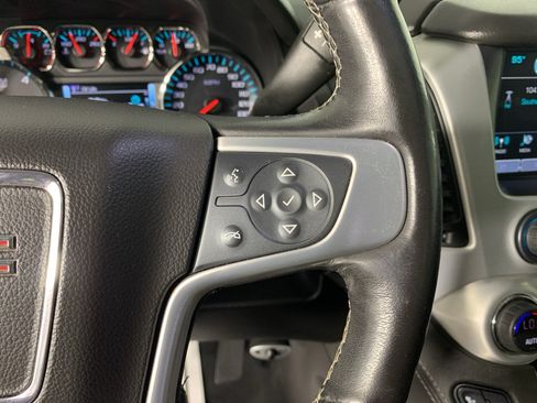 Used 2019 GMC Yukon SLT w/ Open Road Package RWD image 19
