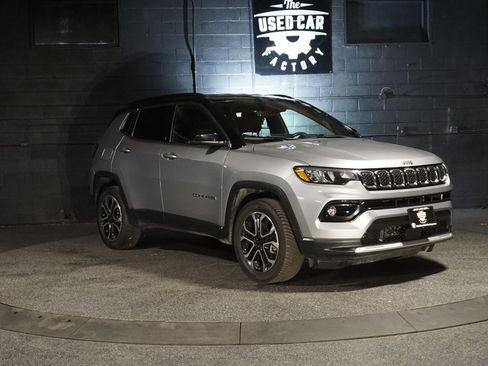 Used 2023 Jeep Compass Limited AWD/4WD image 8
