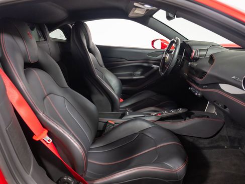 Certified 2021 Ferrari F8 Tributo RWD image 19