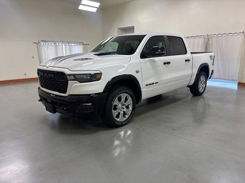 New 2026 RAM 1500 Big Horn AWD/4WD image 4
