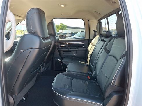 Used 2024 RAM 2500 Laramie image 10