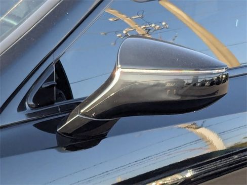 Used 2023 Lexus ES 350 F Sport image 9