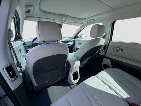 Used 2024 Hyundai Ioniq 5 Limited image 25