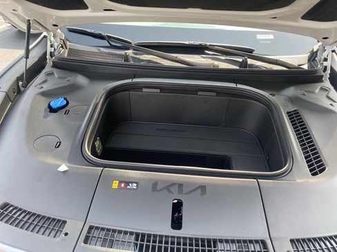New 2026 Kia EV9 Wind image 11