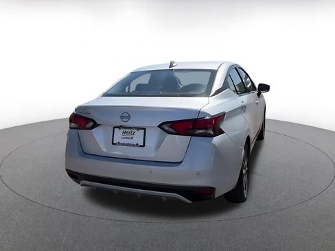 Used 2025 Nissan Versa SV FWD image 15