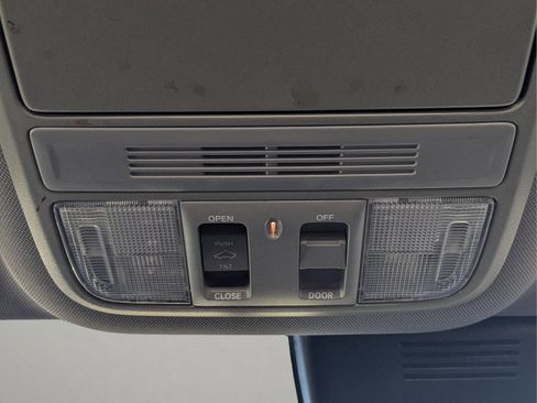 Used 2019 Honda Accord EX image 18