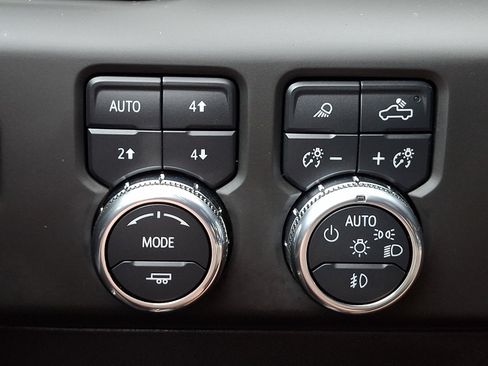 Certified 2025 GMC Sierra 1500 Denali AWD/4WD image 26
