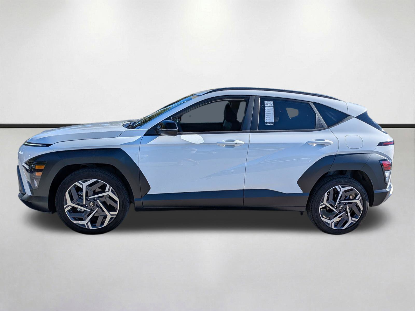 Used 2026 Hyundai Kona SEL Premium FWD image 7