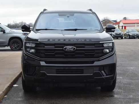 Used 2025 Ford Expedition Platinum w/ Stealth Performance Package image 8