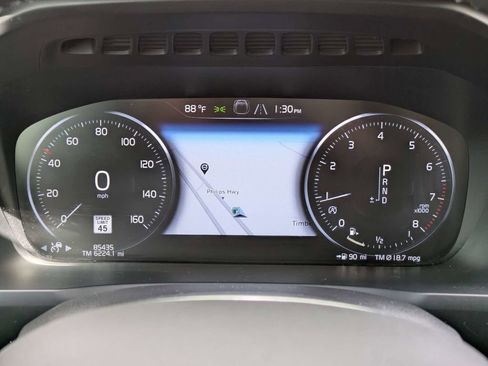 Used 2017 Volvo XC90 T6 Momentum w/ Vision Package image 41