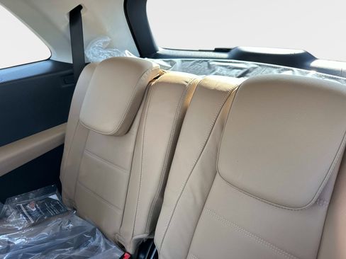 New 2026 Mercedes-Benz GLS 450 4MATIC image 14