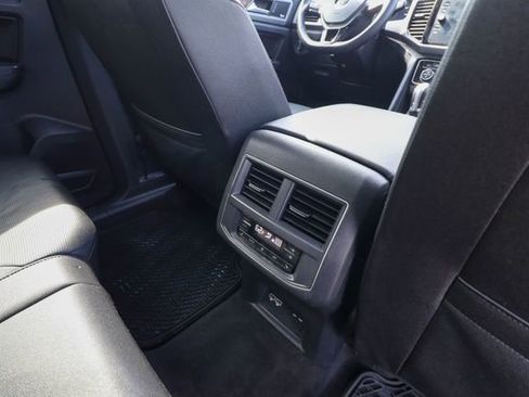 Used 2018 Volkswagen Atlas SEL Premium image 55