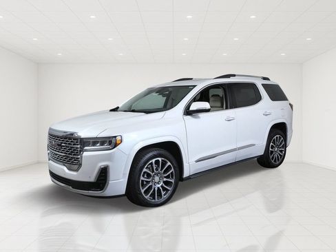 Used 2020 GMC Acadia Denali w/ Trailering Package AWD/4WD image 3