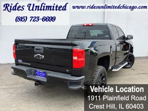 Used 2017 Chevrolet Silverado 1500 LT w/ Midnight Edition AWD/4WD image 5