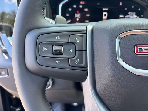 New 2026 GMC Sierra 1500 SLT w/ SLT Premium Package AWD/4WD image 11