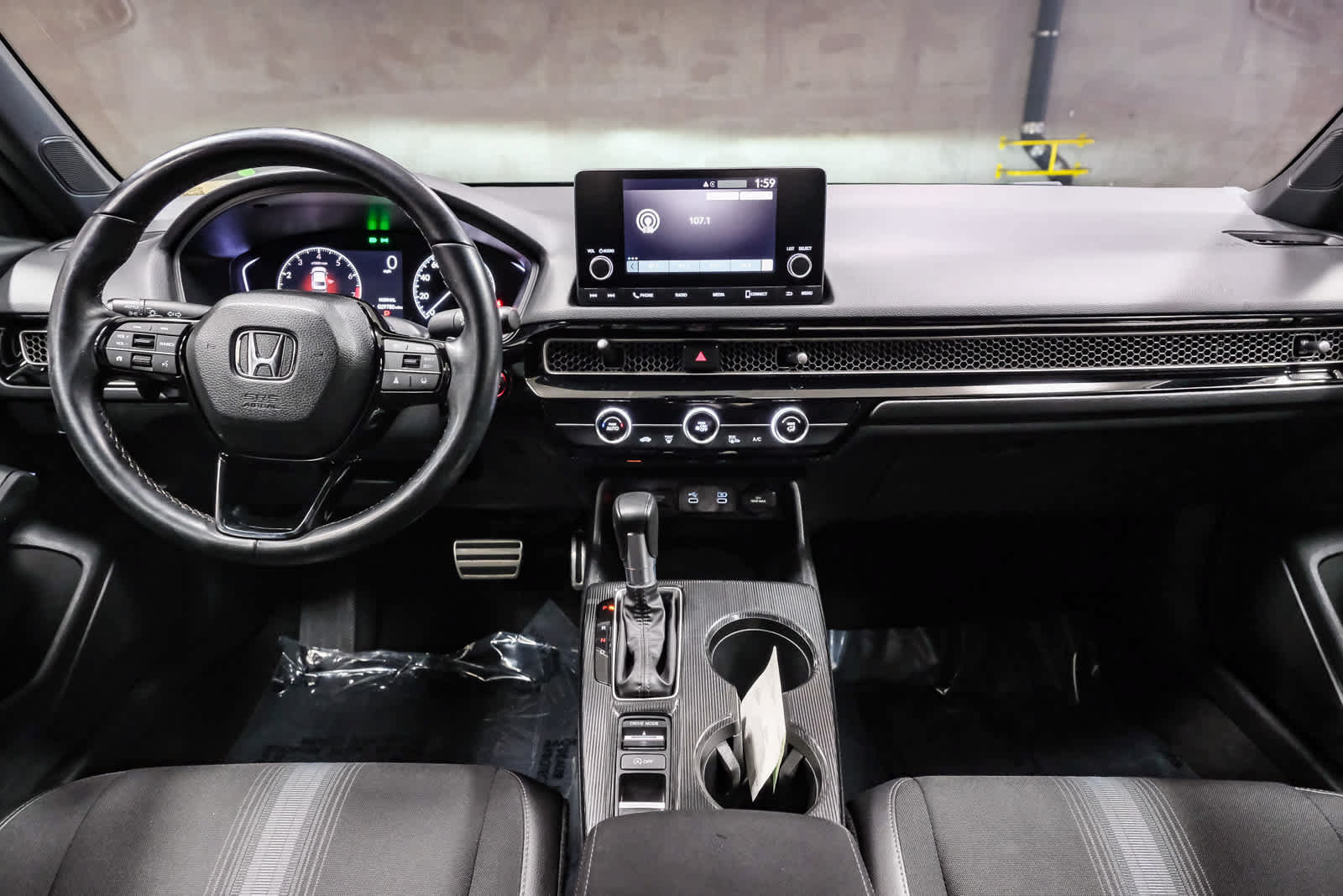 Used 2025 Honda Civic Sport image 15