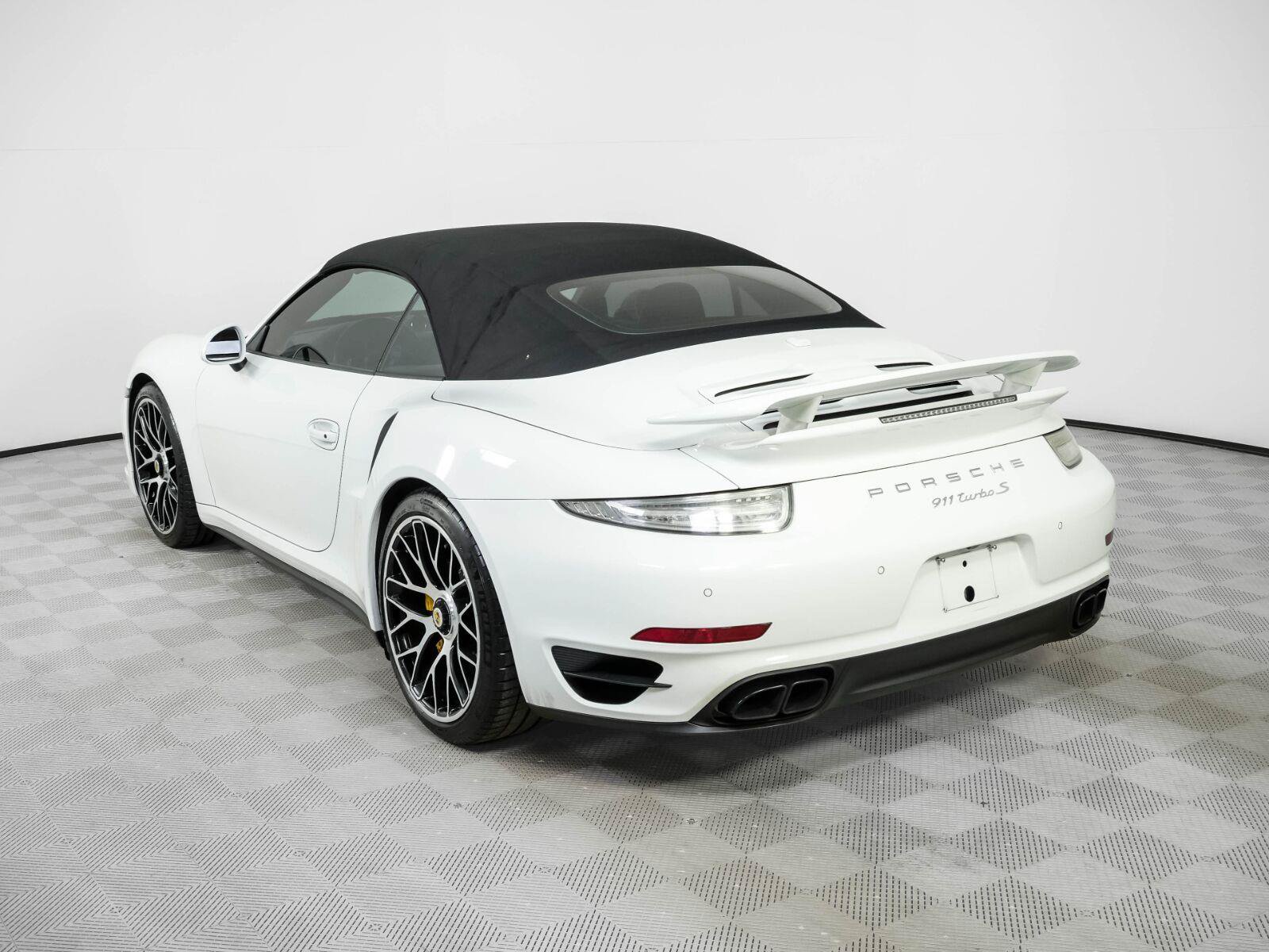 Used 2015 Porsche 911 Turbo S AWD/4WD image 34