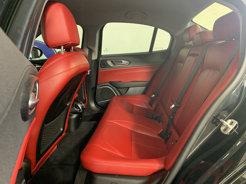 Used 2019 Alfa Romeo Giulia w/ Quick Order Package 22K Sport RWD image 30