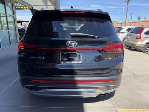 Used 2023 Hyundai Santa Fe Limited image 13