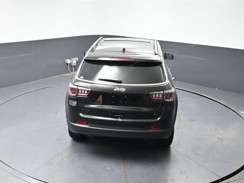 New 2026 Jeep Compass Latitude AWD/4WD image 37