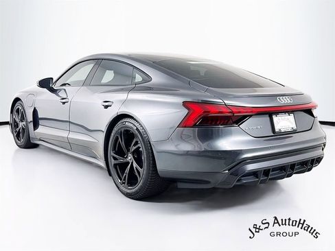 Used 2022 Audi e-tron GT Premium Plus image 5