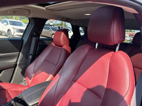 Used 2025 MAZDA CX-30 AWD 2.5 S w/ Preferred Package image 3