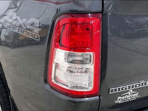 Used 2019 RAM 1500 Big Horn AWD/4WD image 32