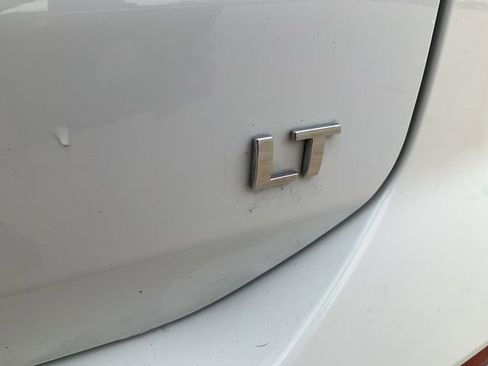 Used 2023 Chevrolet Equinox LT image 31