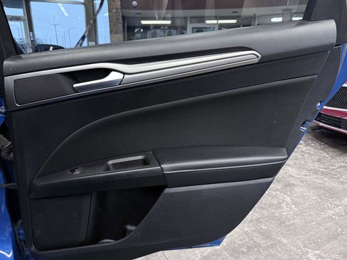 Used 2019 Ford Fusion SE image 23