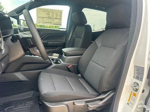 New 2026 Chevrolet Colorado Trail Boss AWD/4WD image 9