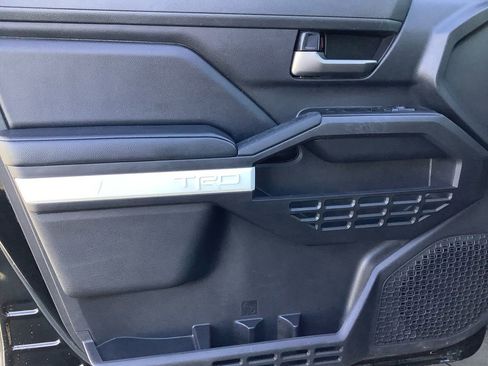 Used 2024 Toyota Tacoma TRD Off-Road image 12