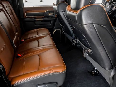 Used 2022 RAM 3500 Limited AWD/4WD image 36