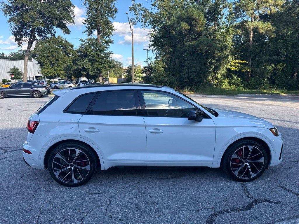 Used 2023 Audi SQ5 Prestige AWD/4WD image 6