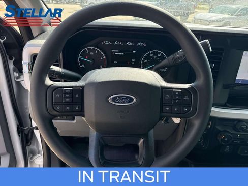 New 2025 Ford F550 4x4 SuperCab Super Duty image 37