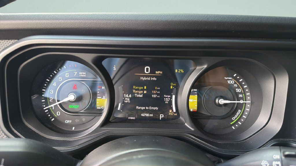 Used 2024 Jeep Wrangler Unlimited Rubicon 4xe AWD/4WD image 33