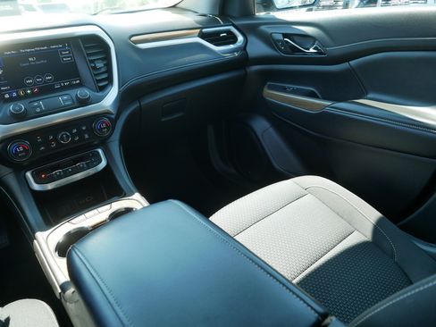 Used 2023 GMC Acadia SLE w/ Driver Convenience Package AWD/4WD image 11