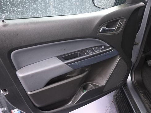 Certified 2022 Chevrolet Colorado Z71 w/ Safety Package image 13