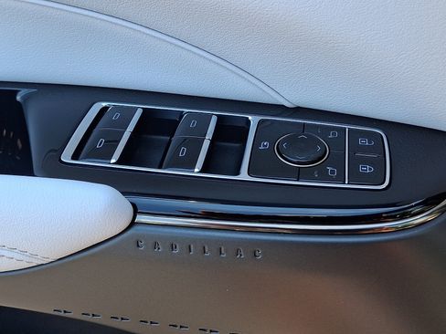 Certified 2024 Cadillac Lyriq Sport AWD/4WD image 15