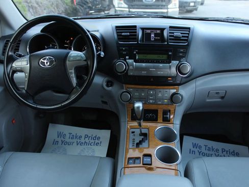 Used 2008 Toyota Highlander Limited image 21