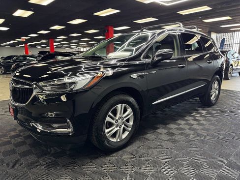 Used 2019 Buick Enclave Essence image 7