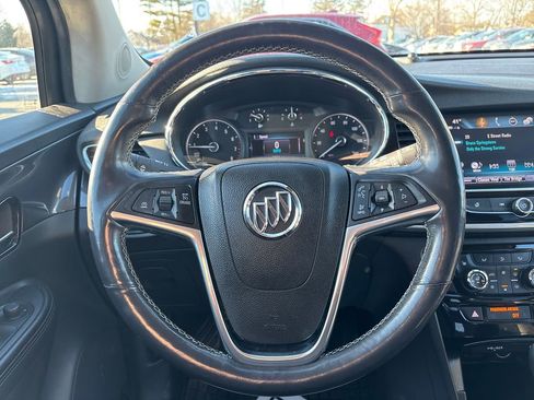 Used 2019 Buick Encore Essence image 21