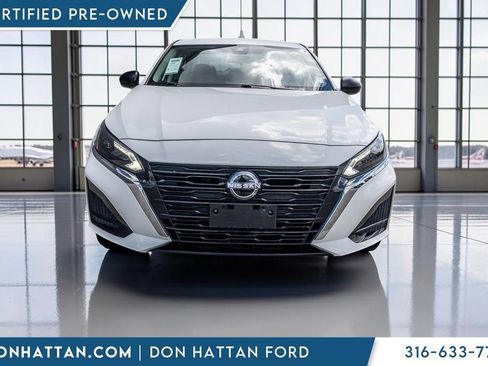 Used 2025 Nissan Altima 2.5 SV FWD image 26