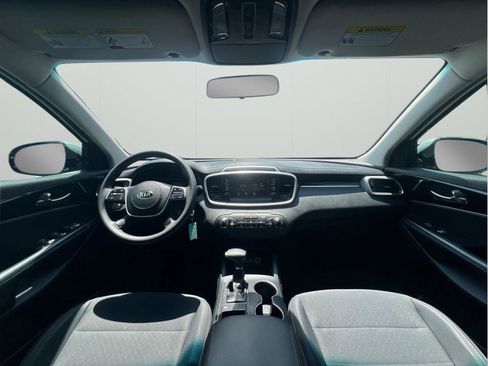 Used 2020 Kia Sorento LX FWD image 8