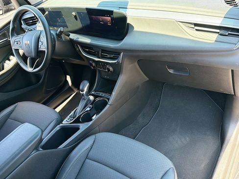 Used 2025 Buick Encore GX Preferred image 28