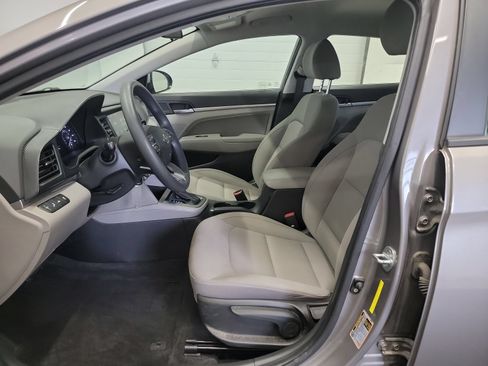 Used 2020 Hyundai Elantra SEL w/ Cargo Package (C1) FWD image 12