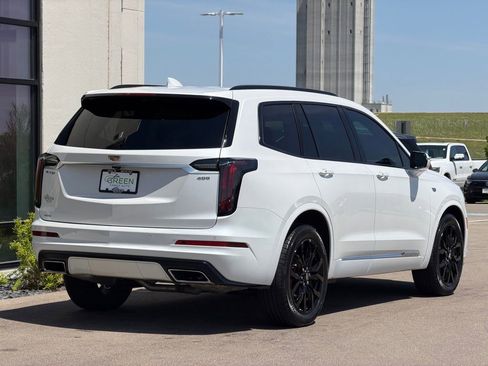Used 2024 Cadillac XT6 Sport AWD/4WD image 5