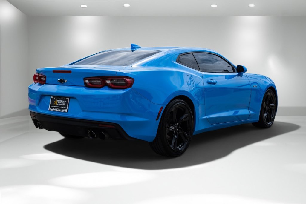 Used 2023 Chevrolet Camaro LT w/ Technology Package RWD image 6
