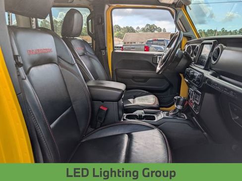 Used 2019 Jeep Wrangler Unlimited Rubicon w/ Dual Top Group AWD/4WD image 29