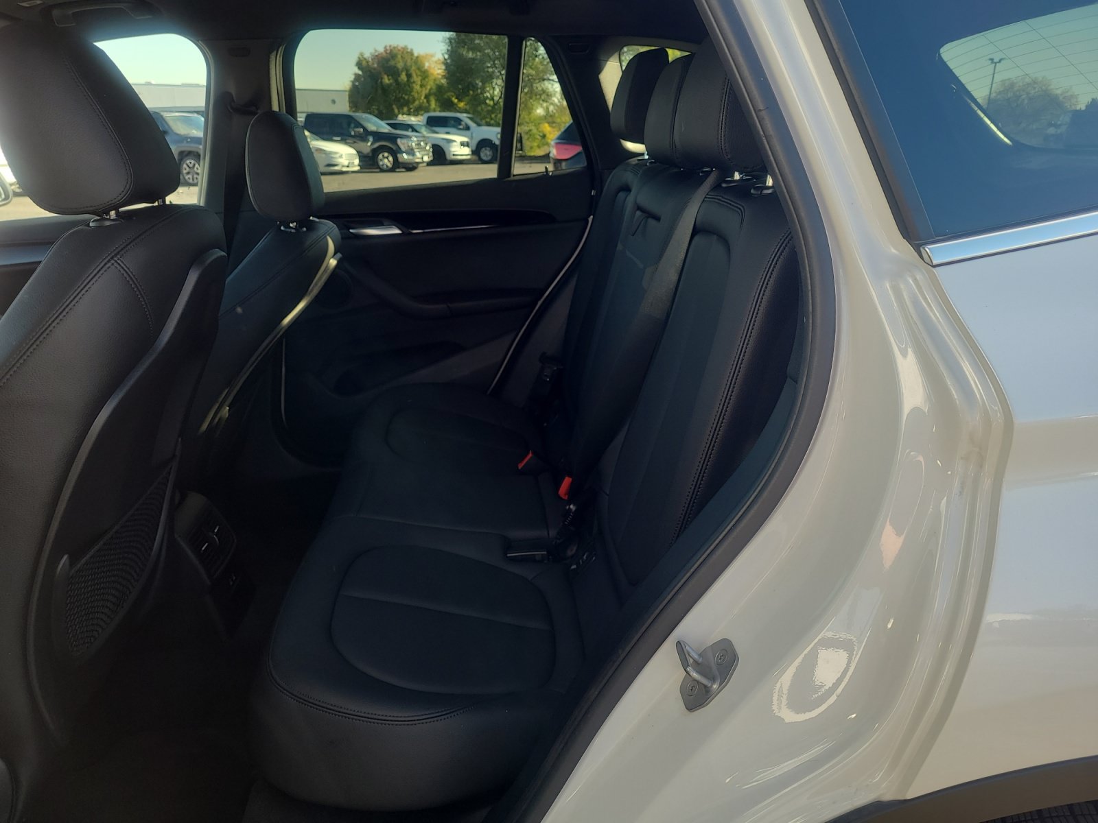 Used 2018 BMW X1 xDrive28i w/ Convenience Package AWD/4WD image 17